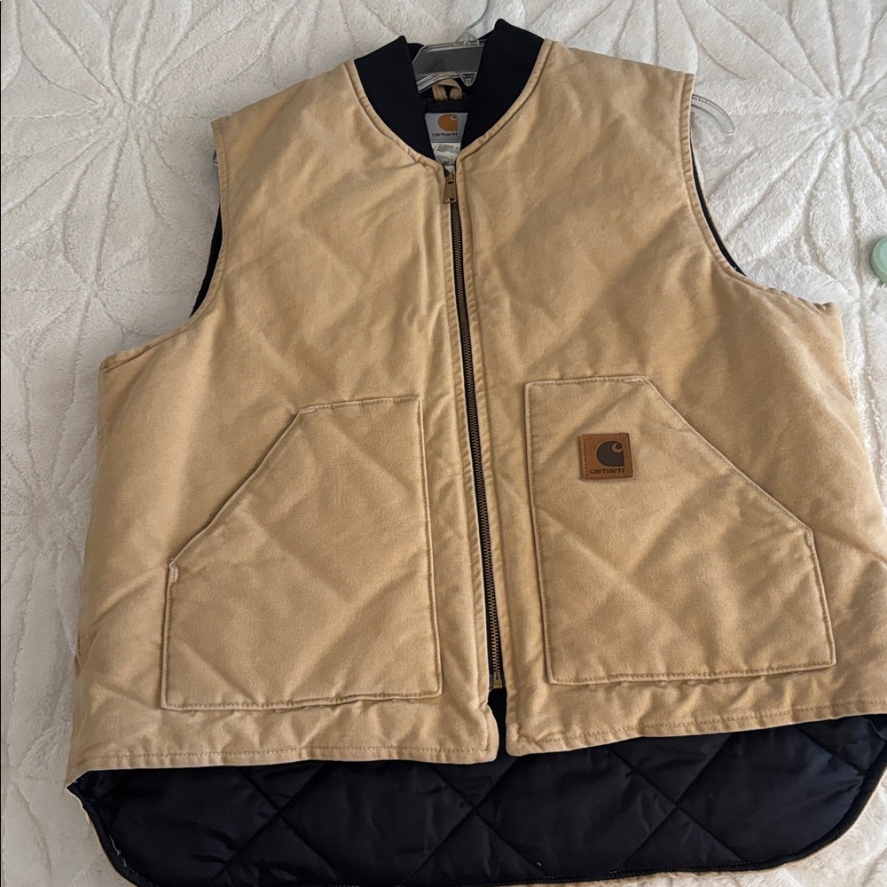 Carhartt Men's Duck Vest, a durable and warm  Size XL Regular